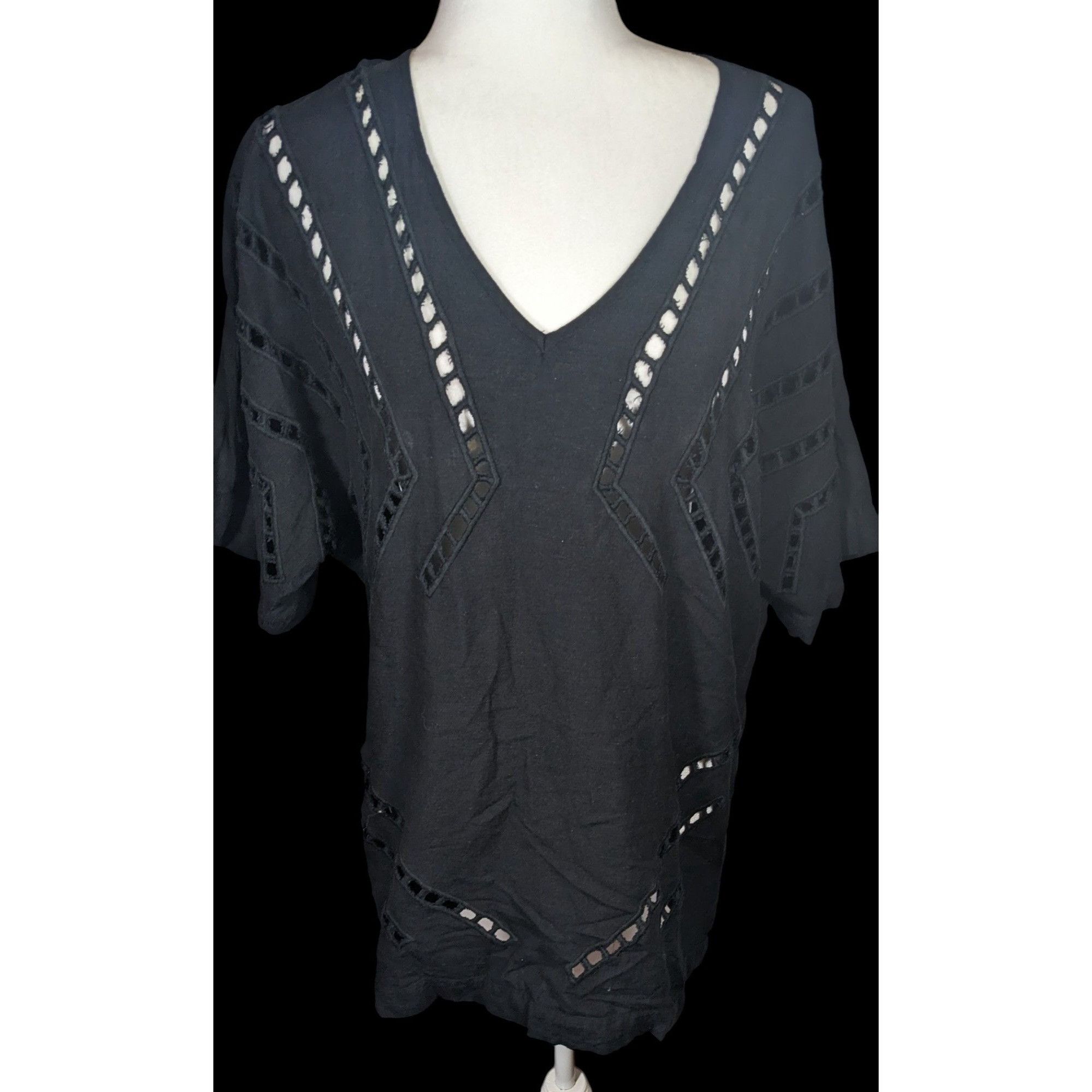 Other Vix Paula Hermanny Gothic Black Swim Cover With Cutout Accen Size ONE SIZE - 1 Thumbnail