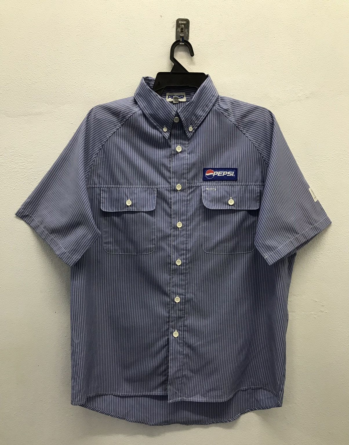 Pepsi × Vintage Vintage Pepsi Short Sleeve Shirt Button Up Size US XL / EU 56 / 4 - 1 Thumbnail
