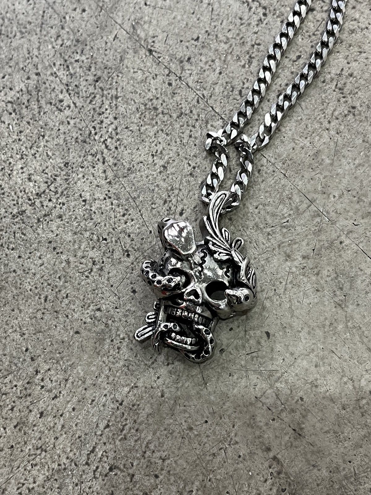 Other Vintage Silver Gothic Skull Chain (unisex) Size ONE SIZE - 11 Thumbnail