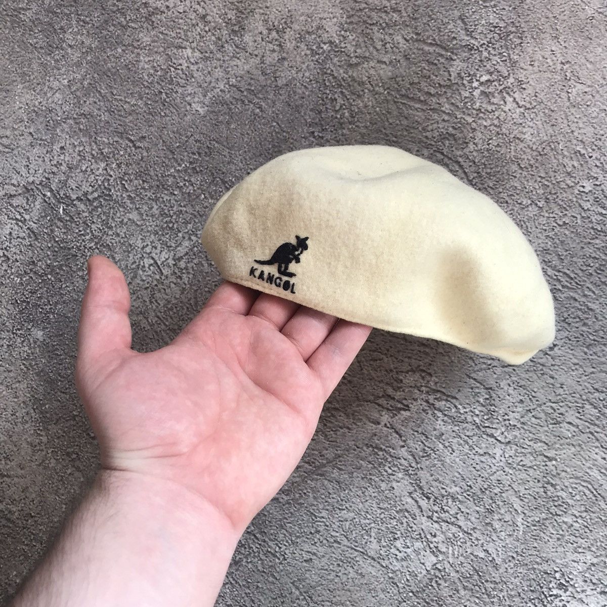 VINTAGE KANGOL WOOL BERETTA EMBROIDERED LOGO Y2K 90s