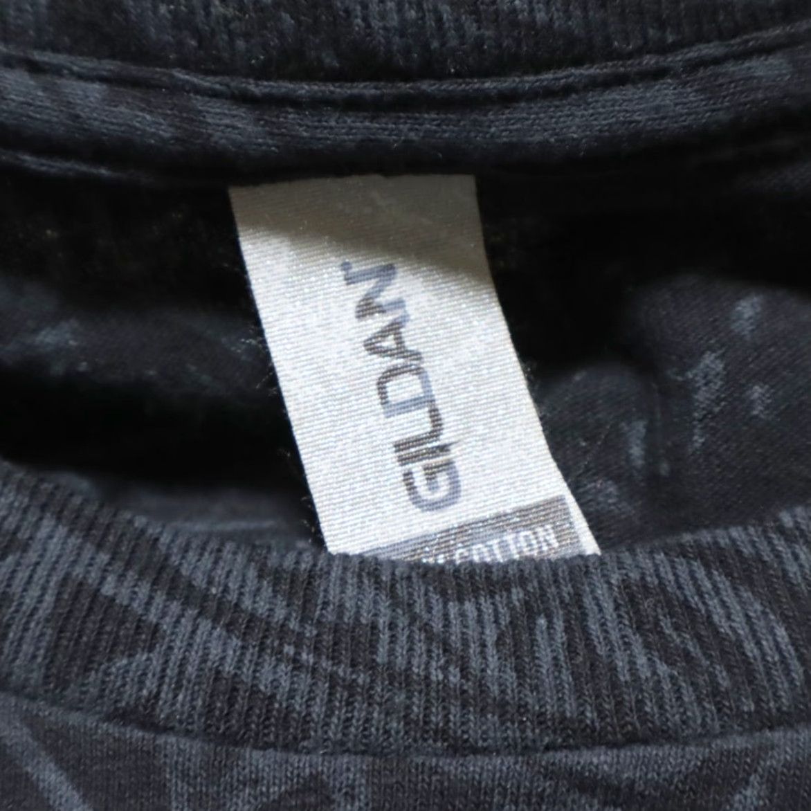 Gildan Gildan Hawaii All Over Print T-Shirt Black Men XL Shirt Size US XL / EU 56 / 4 - 4 Thumbnail
