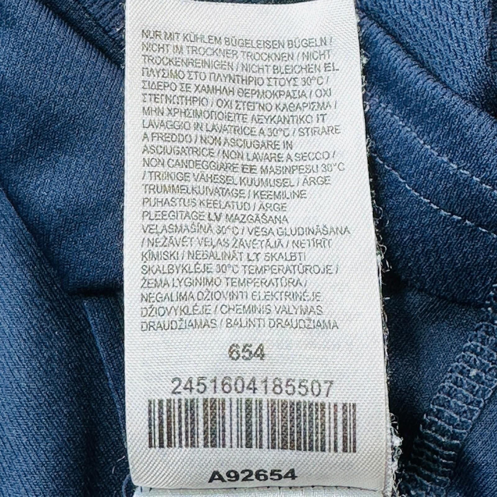 Karrimor Karrimor T-Shirt Men's UK Size 3XL Blue Reflective Accents Size US XXL / EU 58 / 5 - 10 Thumbnail
