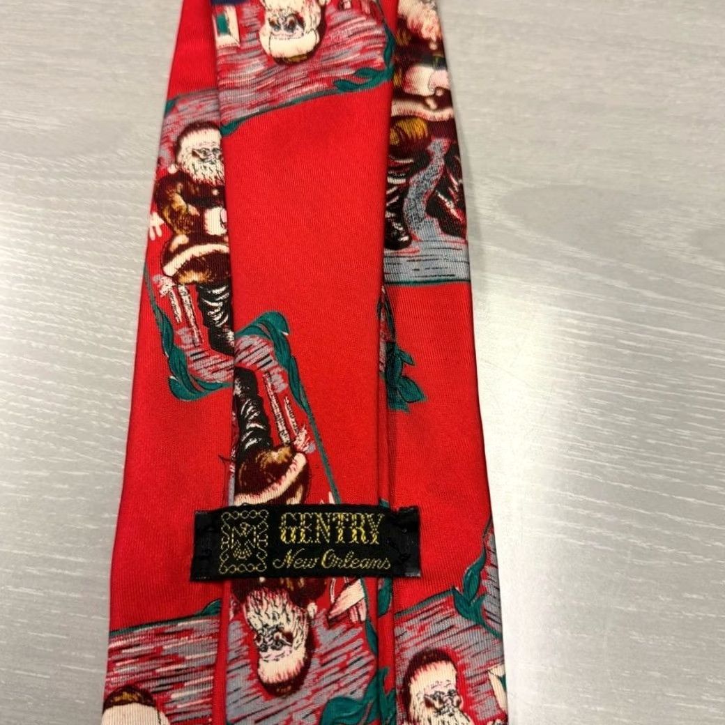 Vintage VINTAGE Gentry New Orleans Red silk Tie Christmas Santa Size ONE SIZE - 6 Thumbnail
