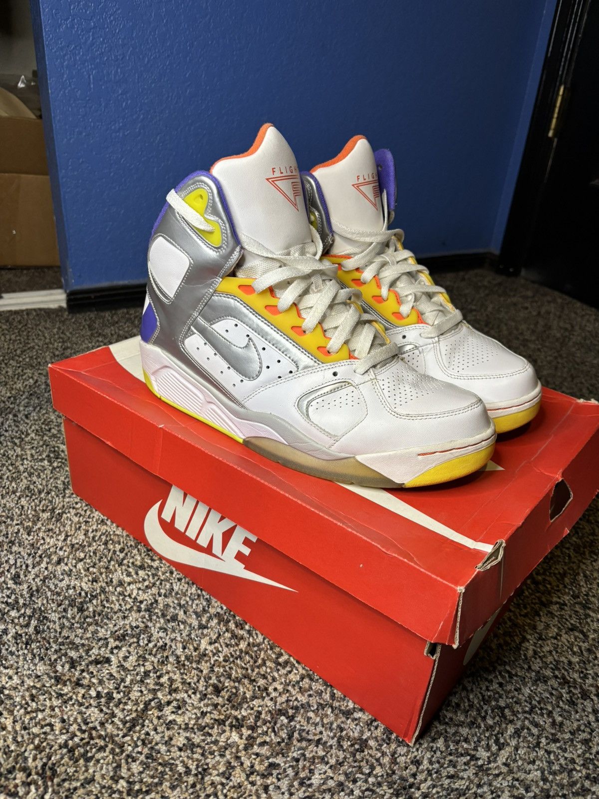 Nike Nike Air Flight Lite High ‘white’ 2k14 Size US 11 / EU 44 - 1 Thumbnail