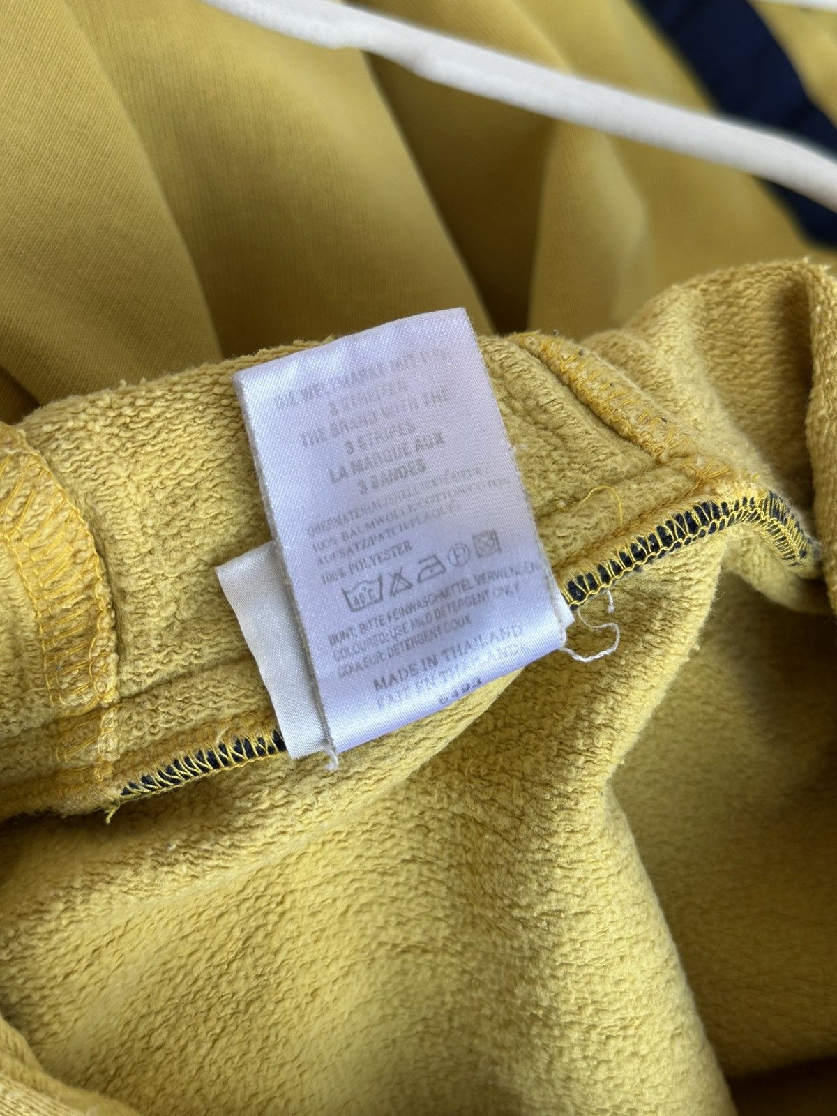 Vintage Vintage 90s Adidas Basketball Yellow Torn Oversized Hoodie Size US L / EU 52-54 / 3 - 15 Thumbnail