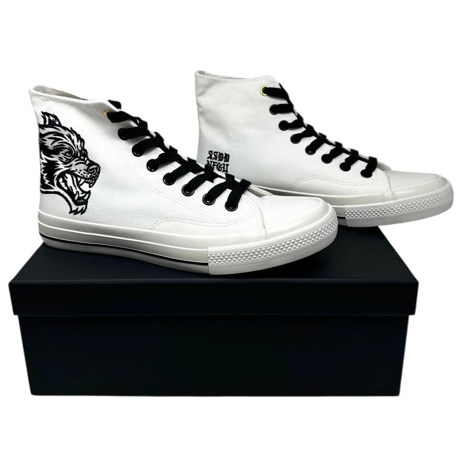 Darc Sport Darc Sport High Top Shoes Embroidered Wolves in White/Black Size US 5 / EU 37 - 11 Thumbnail