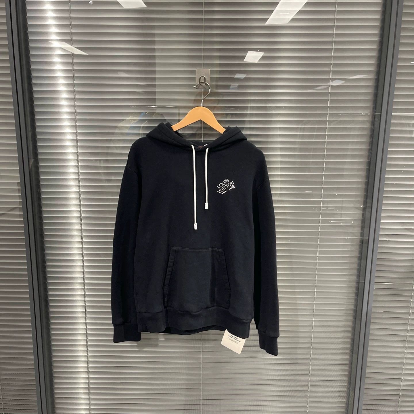 Louis Vuitton Black Hoodie with Drawstrings and Front Pocket Size US S / EU 44-46 / 1 - 1 Thumbnail