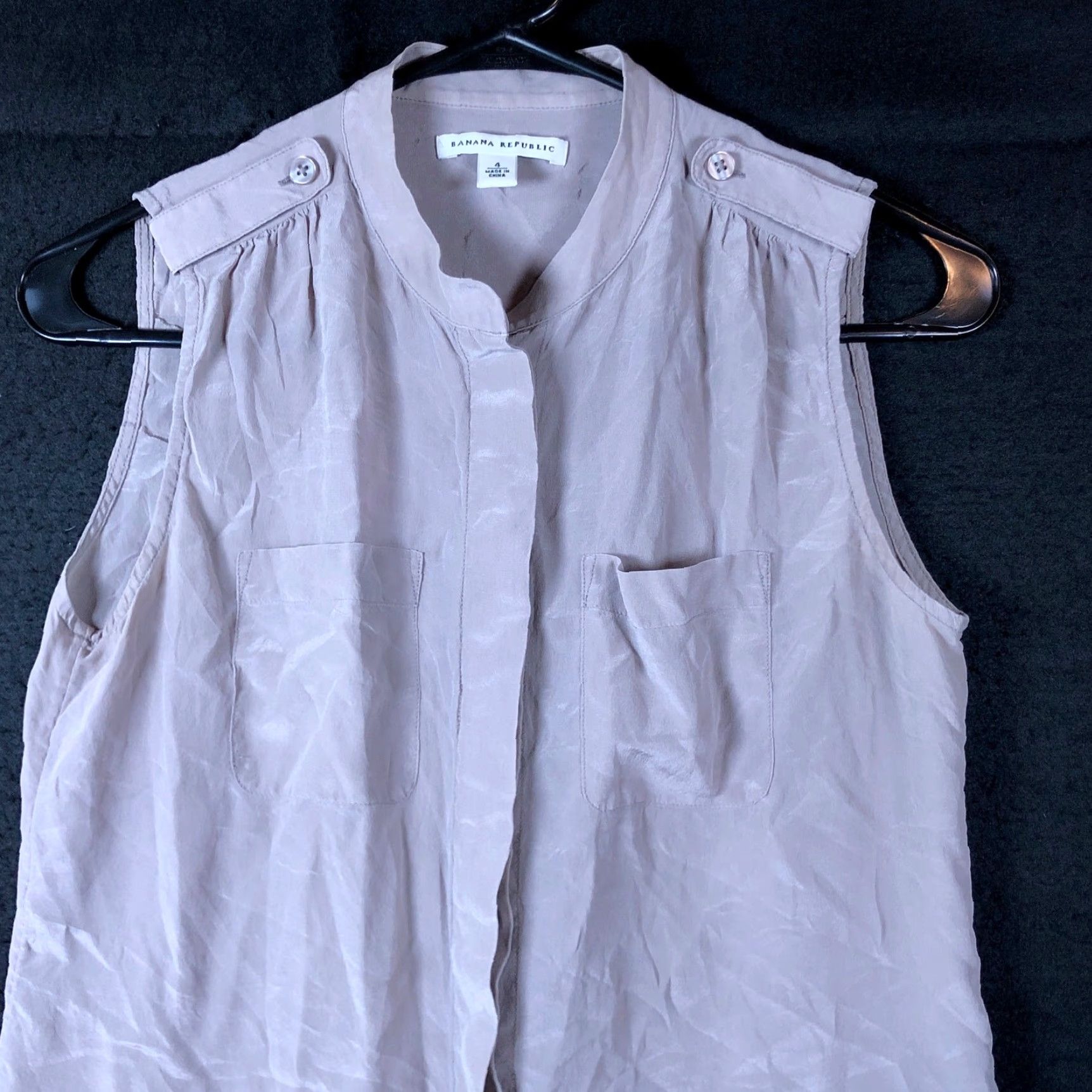 Banana Republic Banana Republic Womens Blouse Purple Button Down Sleeveless Tank 100% Silk 4 Size S / US 4 / IT 40 - 2 Thumbnail