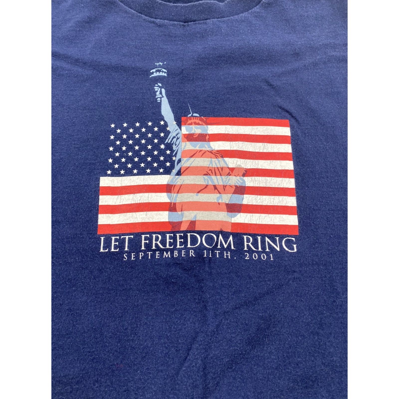 Fruit Of The Loom VINTAGE Let Freedom Ring September 11 T Shirt Mens XL Blue Statue Of Liberty USA 911 Mens Size US XL / EU 56 / 4 - 4 Thumbnail