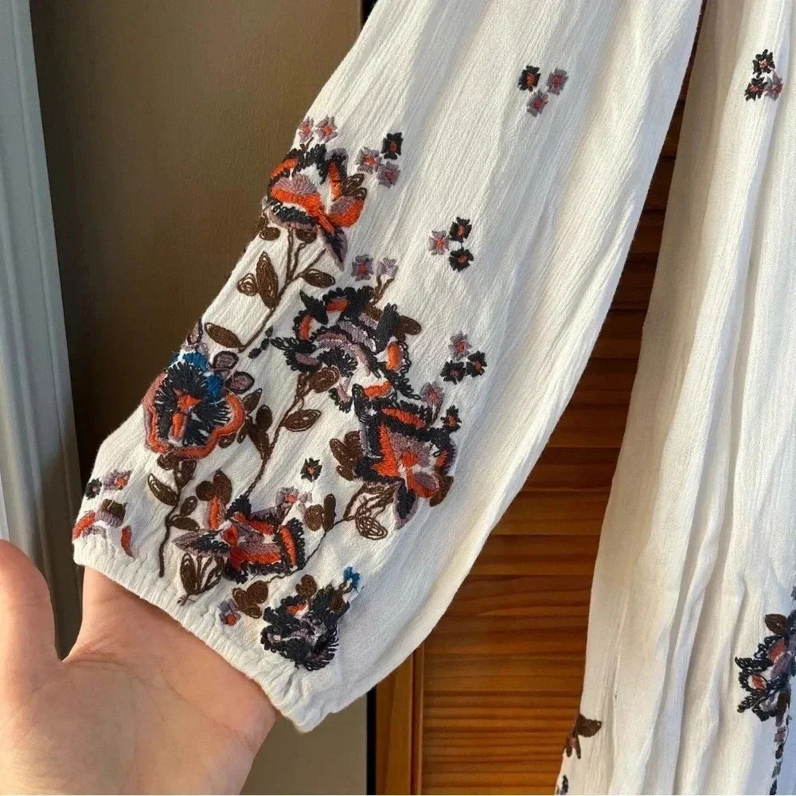 Free People Free People Ivory Oxford Embroidered Mini Dress Floral Sz S Size S / US 4 / IT 40 - 3 Thumbnail