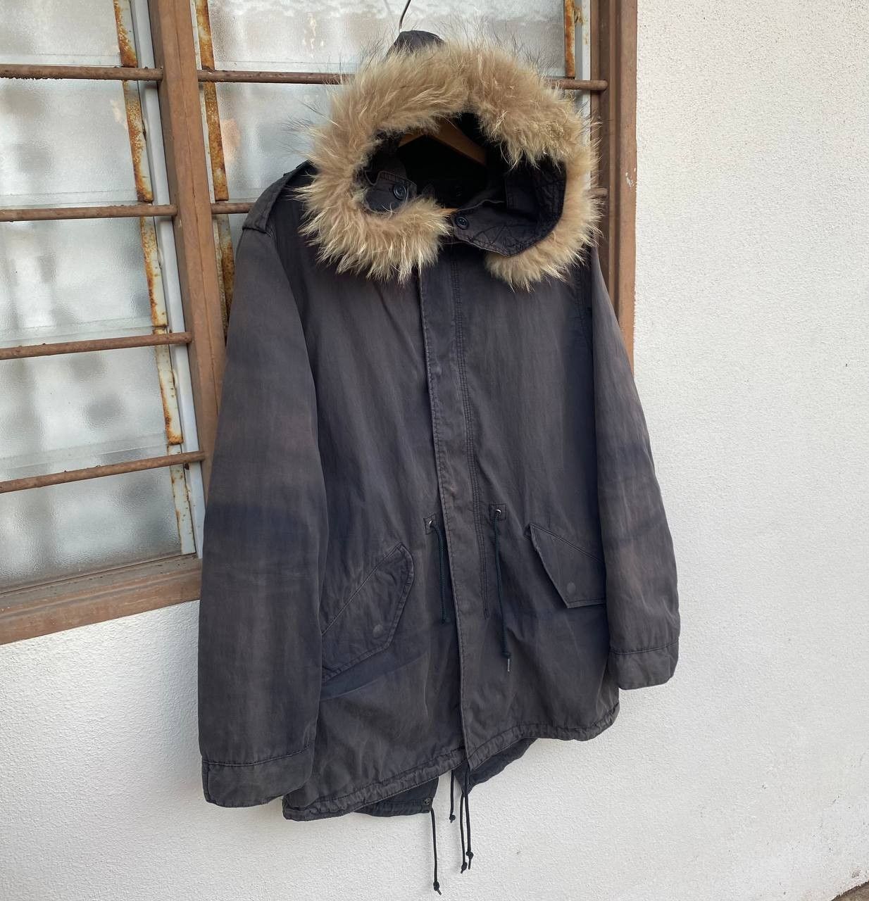 Alpha Industries Vintage Alpha Industries M-51 Fishtail Fur Parka Faded Black Size US XL / EU 56 / 4 - 4 Thumbnail