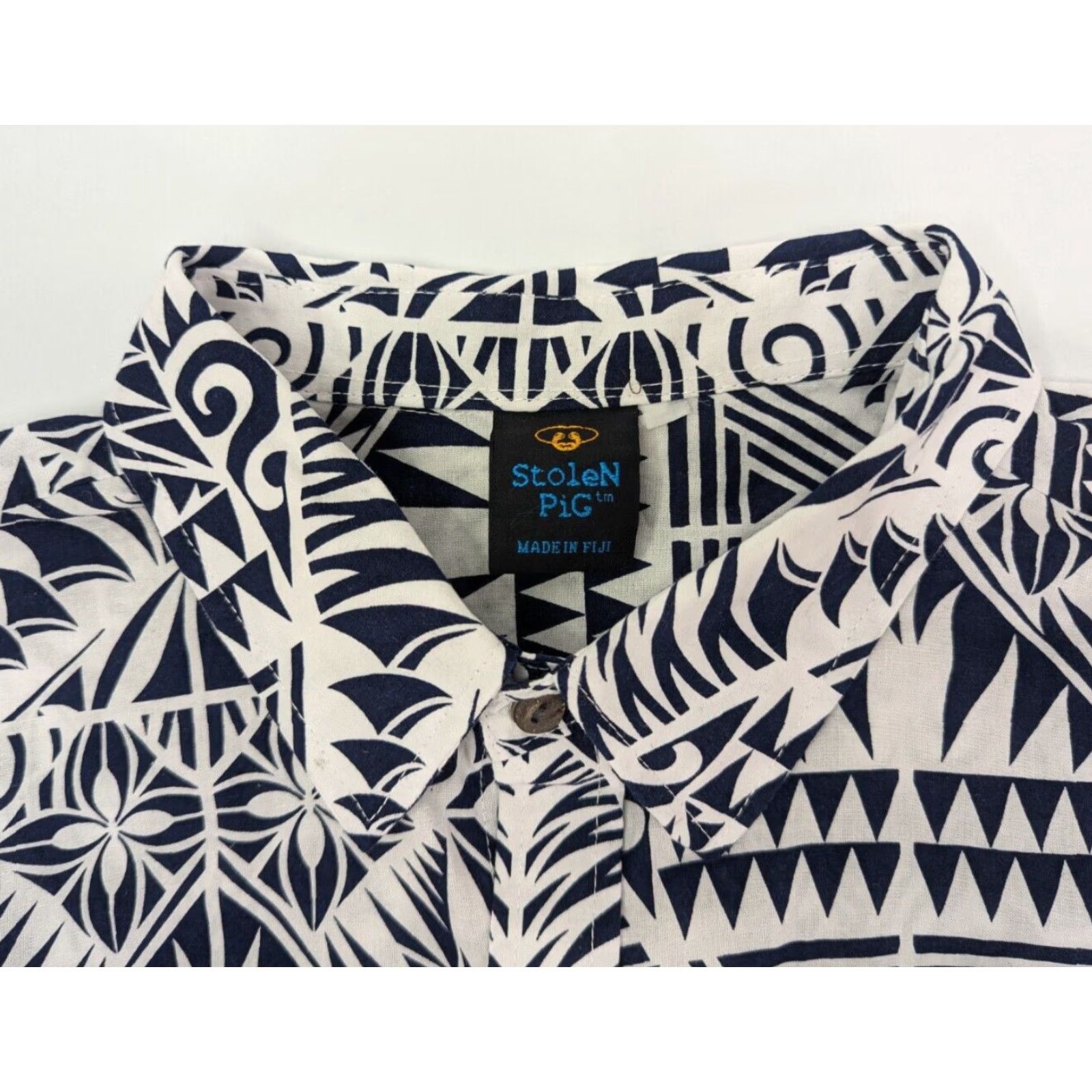 Vintage Stolen Pig Button-Up Hawaiian Shirt Men's 2XL Short Sleeve, Blue, Fiji Made, Button-Up, Hawaiian, 2XL, Men, Shirt, Vintage: No Size US XXL / EU 58 / 5 - 5 Thumbnail