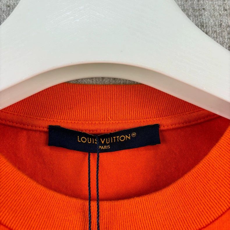 Louis Vuitton Louis Vuitton FW23 Logo monogrammed crewneck short sleeves Size US S / EU 44-46 / 1 - 4 Thumbnail