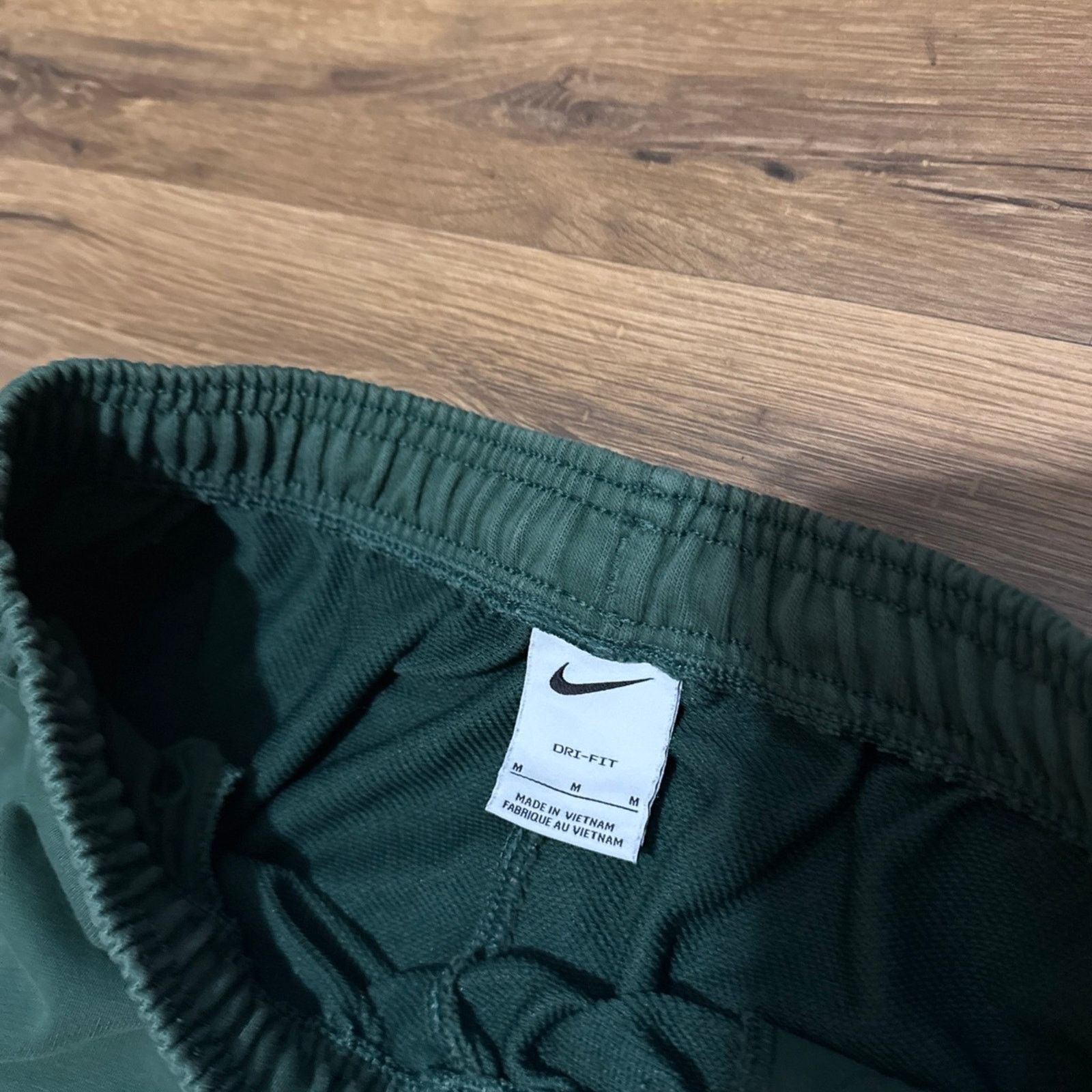 Nike Nike Standard Issue Solo Swoosh Jogger Sweatpants Size US 28 / EU 44 - 6 Thumbnail