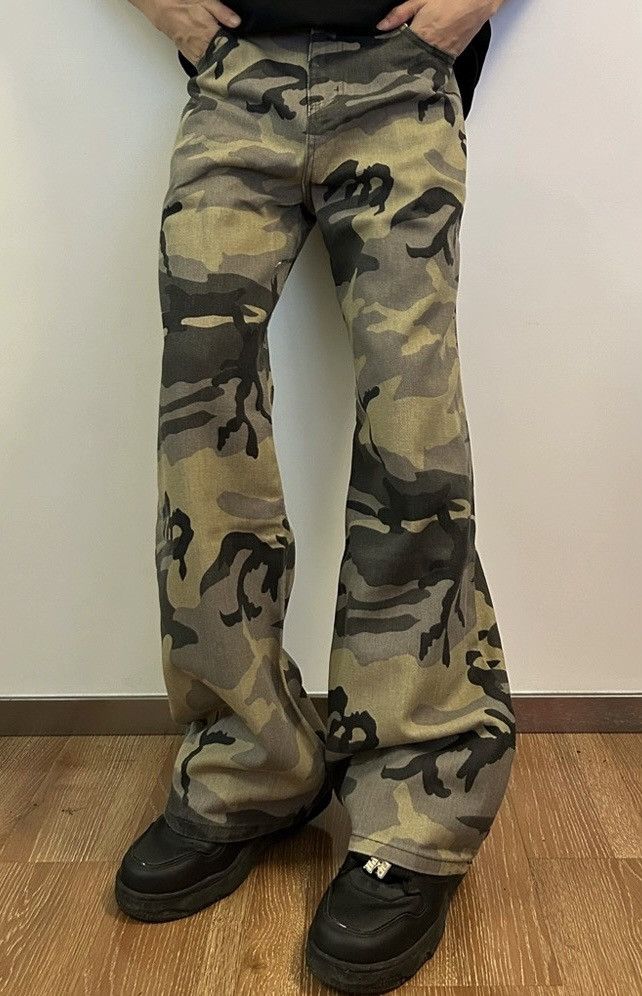 image of Vintage Streetwear Utility Camouflage Military Pants in Green, Men's (Size 33)