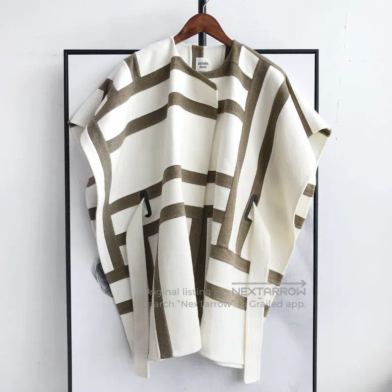 Hermes Geometric Pattern Cashmere Cloak Vest