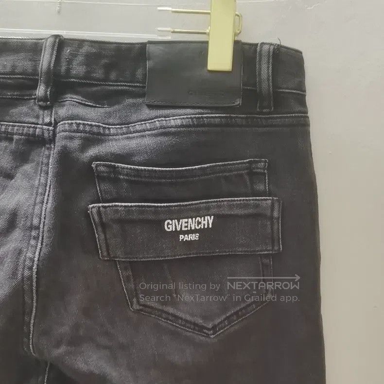 Givenchy Givenchy Black denim pants - high waist design, well-struc Size US 34 / EU 50 - 3 Thumbnail