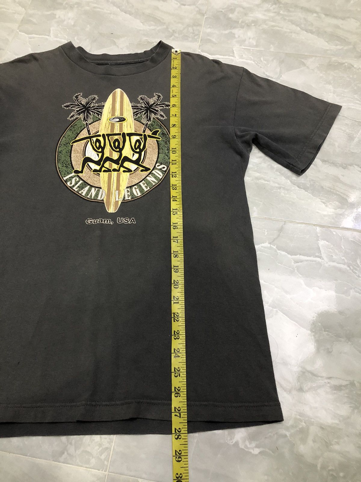 Vintage Vintage “Island Legends” Hawaii Surf Tee Size US S / EU 44-46 / 1 - 14 Thumbnail