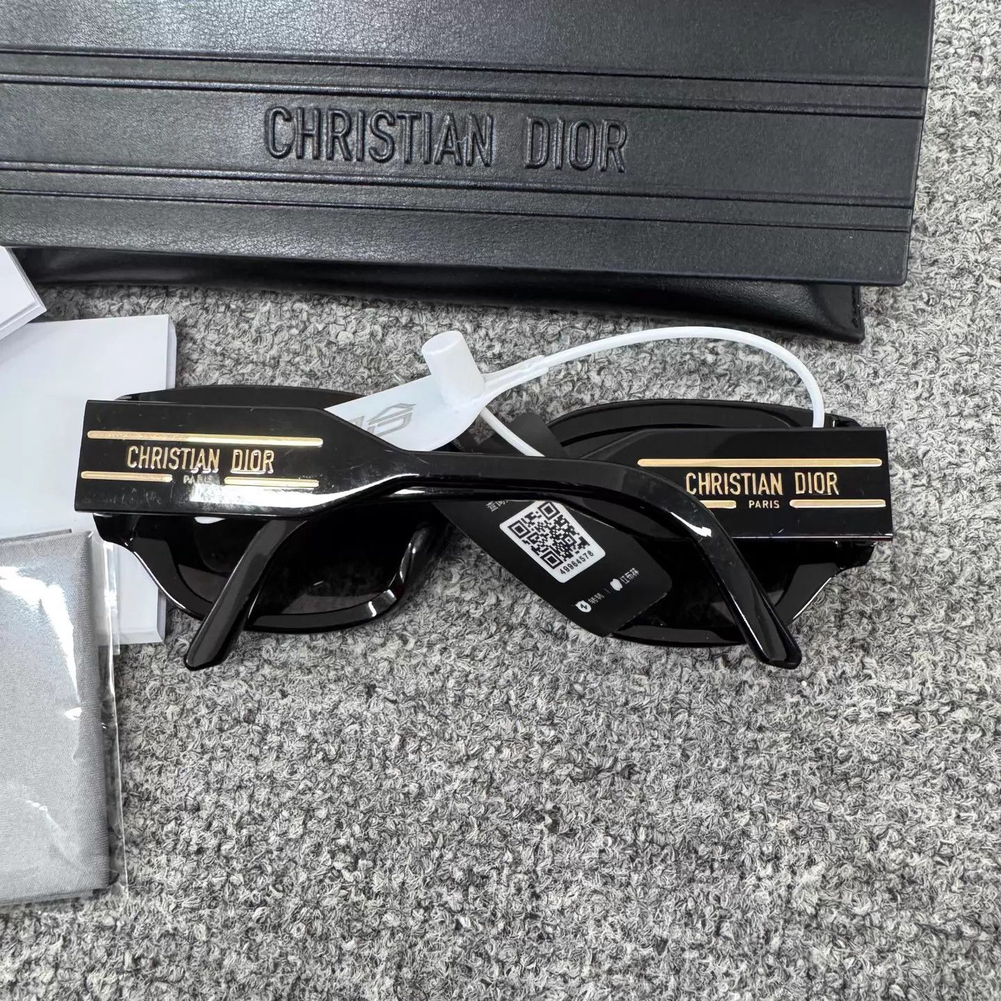 Dior Dior temple logo black frame 99 new boxed sunglasses Size ONE SIZE - 3 Thumbnail