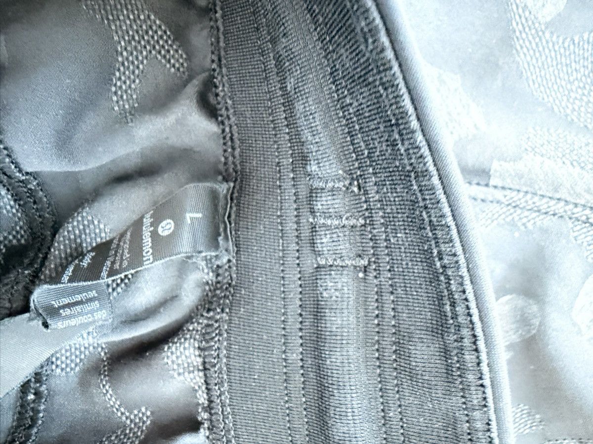 Lululemon Army print 5 inch shorts Size US 33 - 3 Thumbnail
