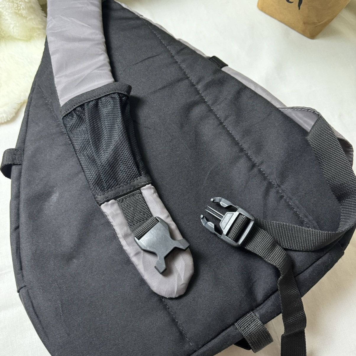 Champion × Vintage Champion Vintage Crossbody Bag Size 38 - 9 Thumbnail