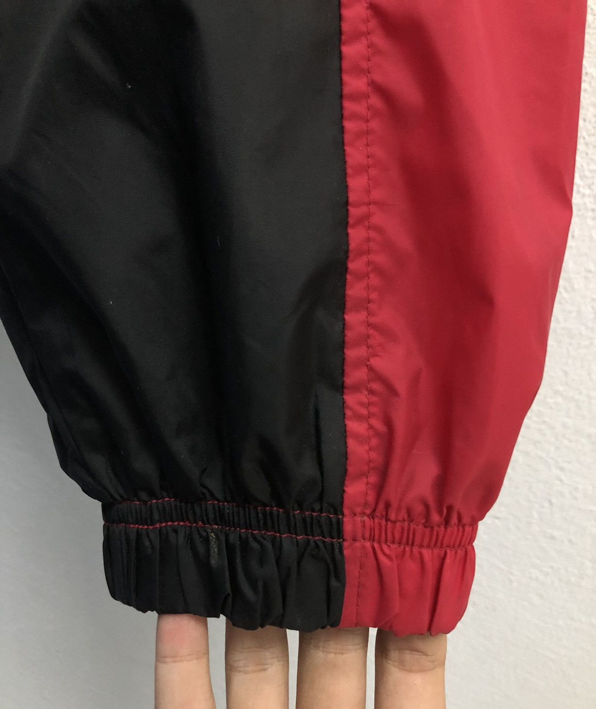 Nike Vintage Nike Windbreaker Jacket Size US M / EU 48-50 / 2 - 10 Thumbnail