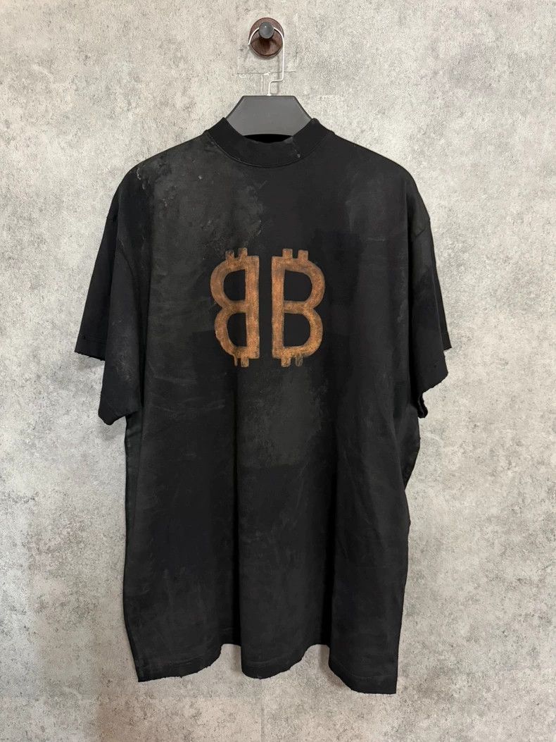 Balenciaga Balenciaga Bitcoin Double B Short Sleeve Size US S / EU 44-46 / 1 - 1 Thumbnail