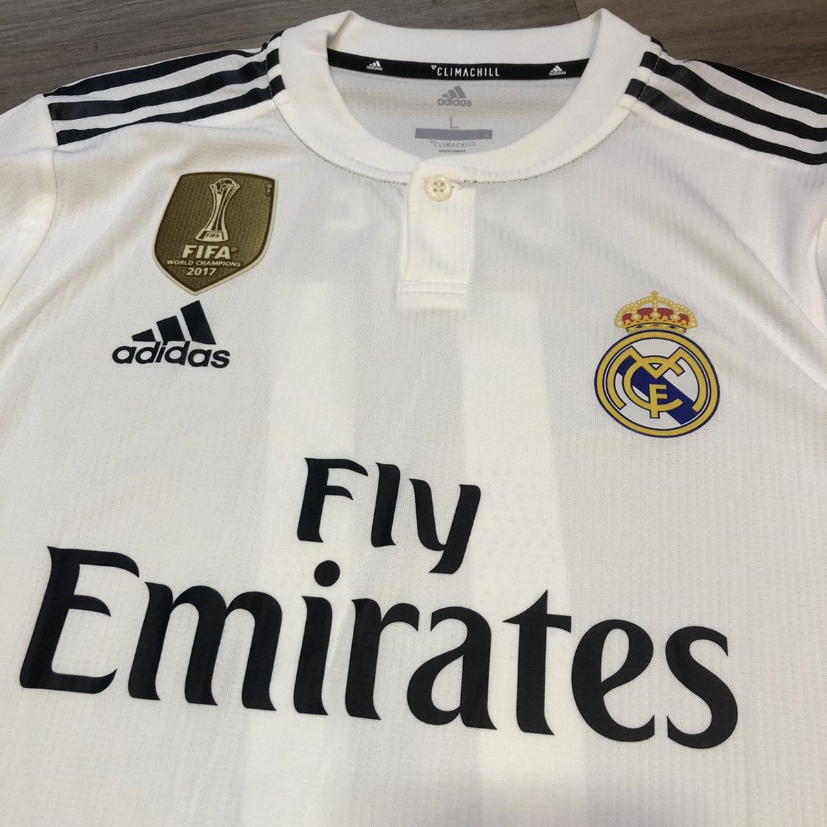 Real Madrid 18/19 L/S player issue home shirt #11 Bale - Jerseys