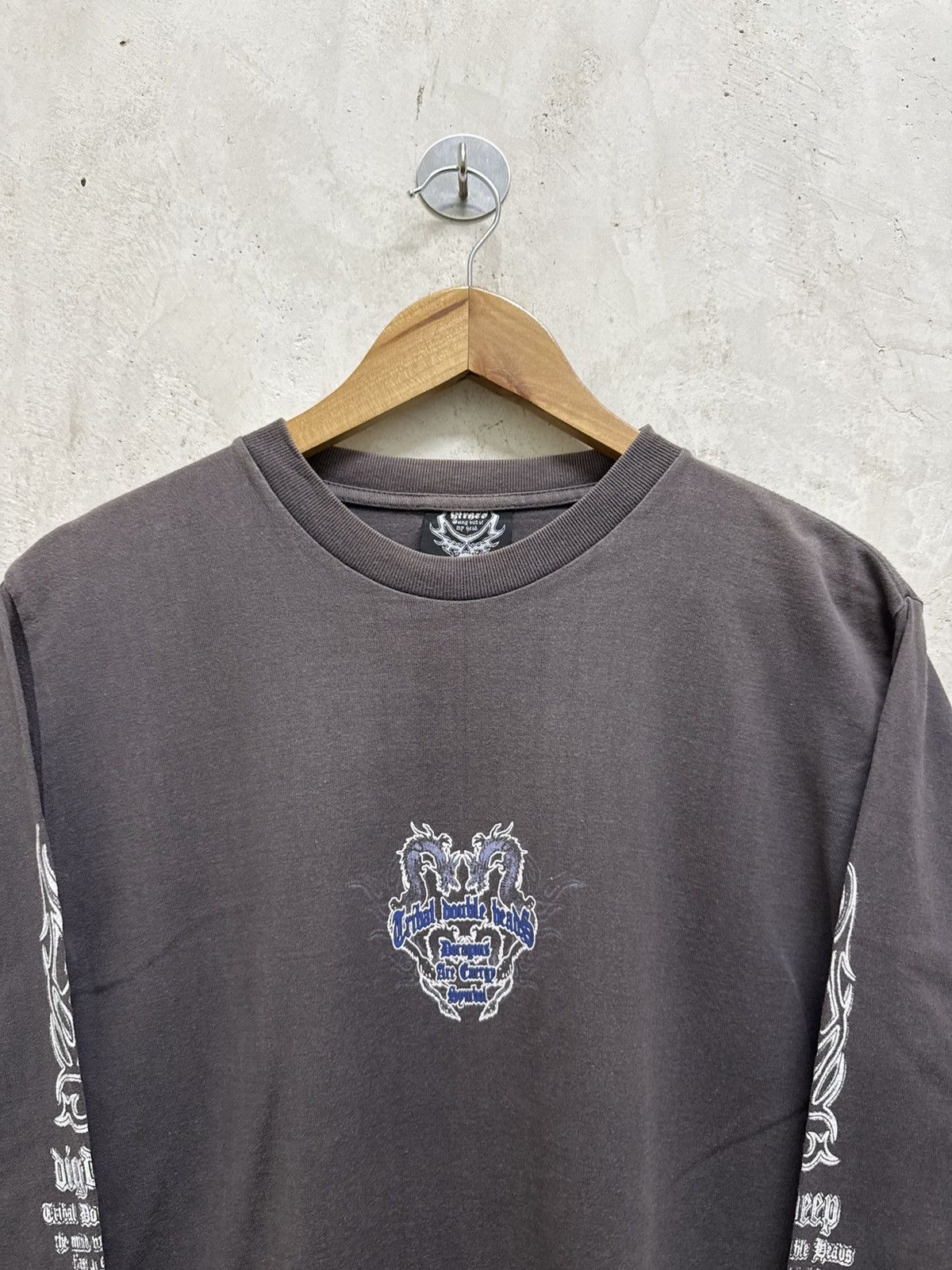 Japanese Brand 2000s Grass Hither Dragon Cyber Sigilism LS y2k Tees Size US M / EU 48-50 / 2 - 5 Thumbnail