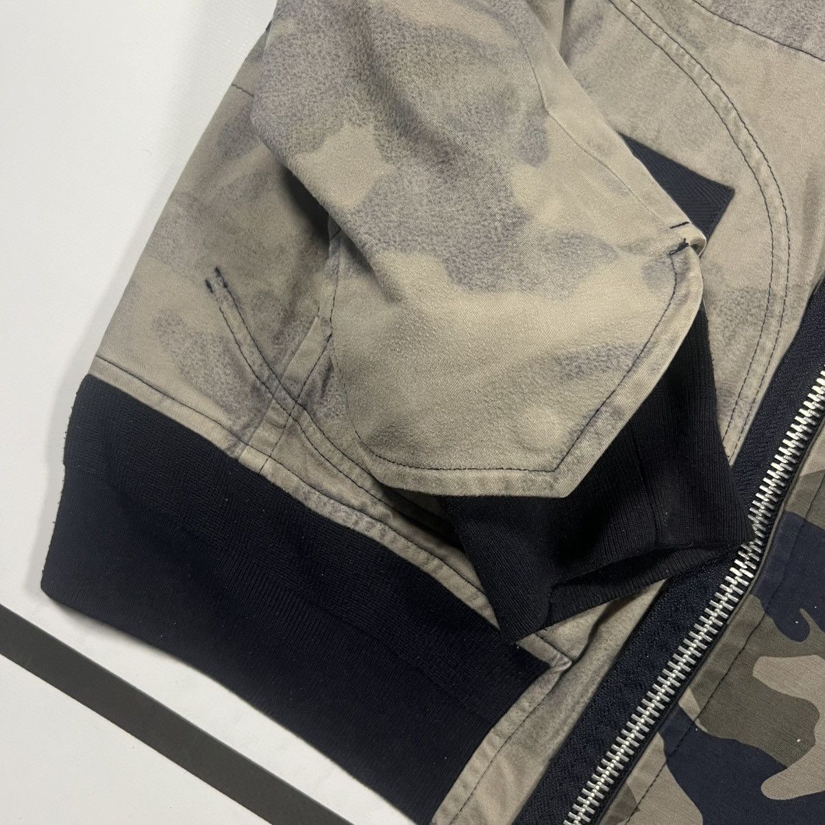 Sacai |[ FW18 Runway Sacai Reconstructed Camo Hooded Bomber ]| Size US M / EU 48-50 / 2 - 10 Thumbnail