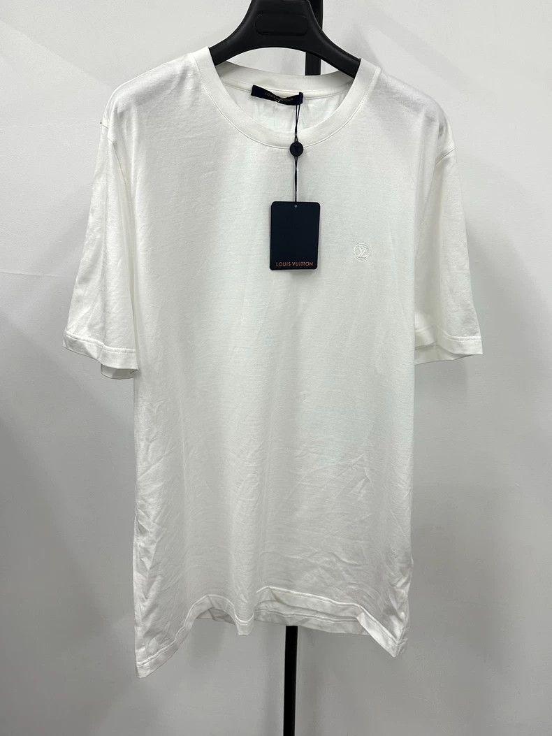 Louis Vuitton Louis Vuitton Embroidered logo crew neck pullover short sle Size US XXL / EU 58 / 5 - 1 Thumbnail