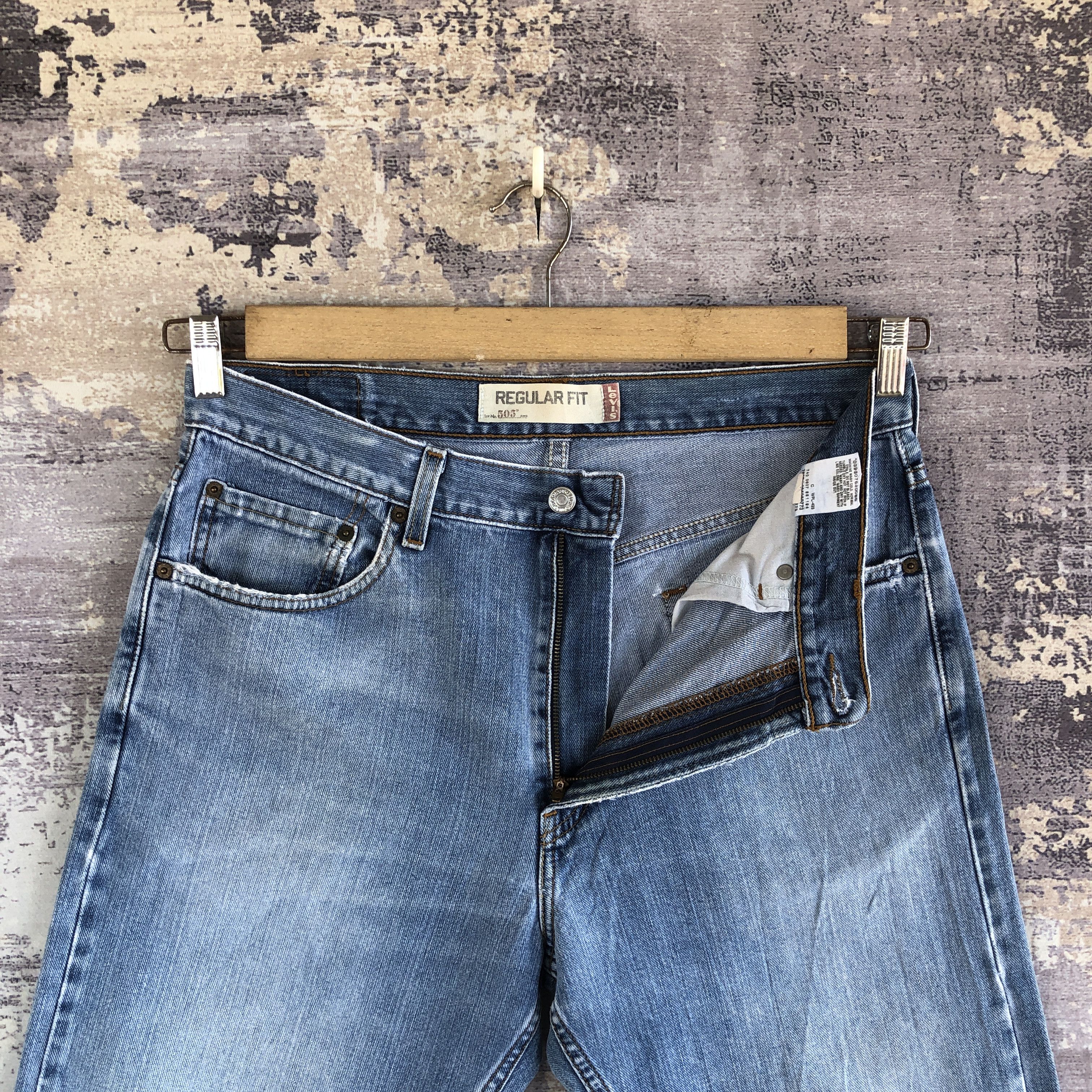Levi's Vintage Levis 505 Sun Faded Jeans Levi's Light Wash Denim Size US 34 / EU 50 - 6 Thumbnail