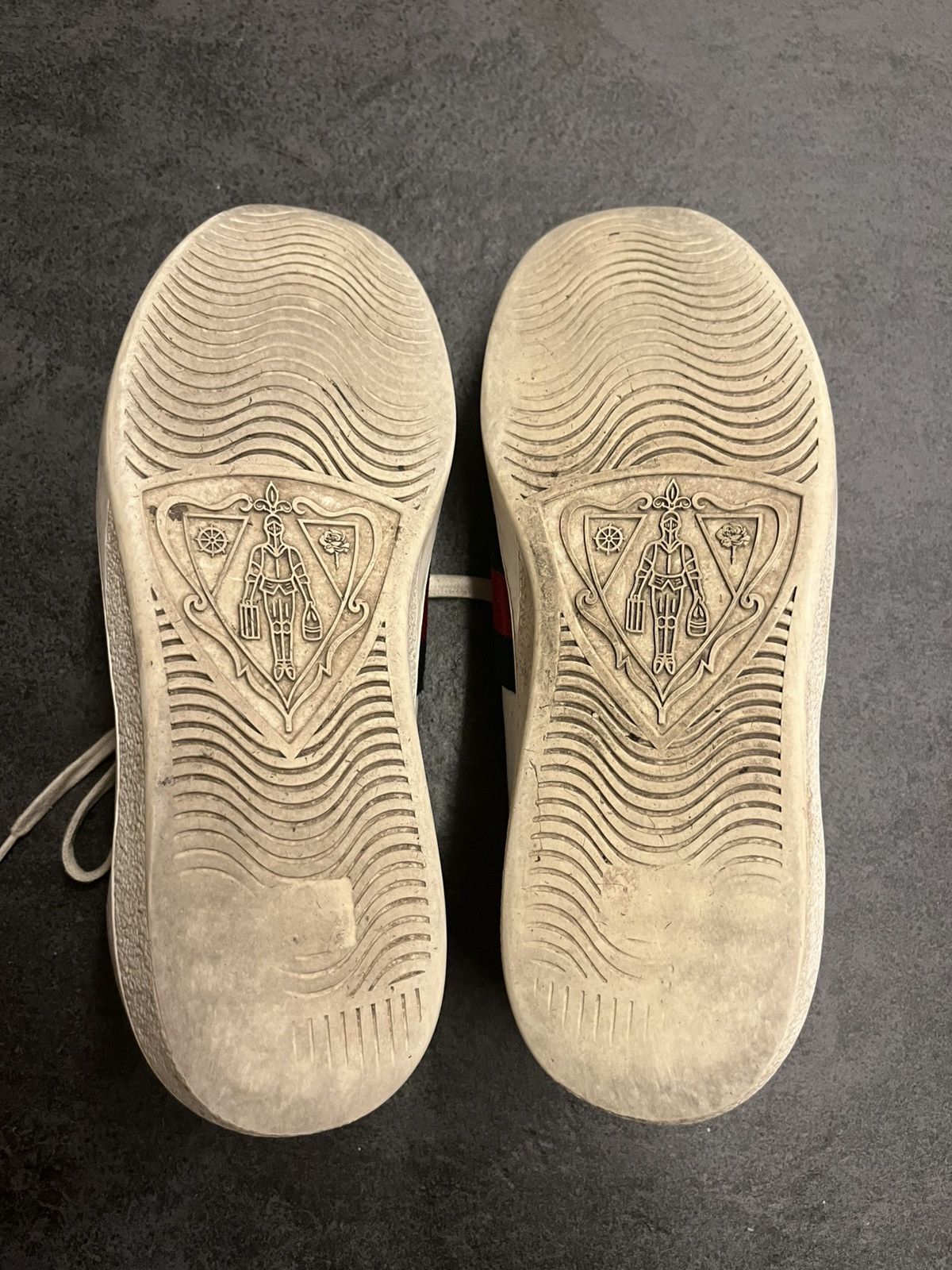 Gucci Gucci Ace Tiger sneakers Size US 9.5 / EU 42-43 - 10 Thumbnail