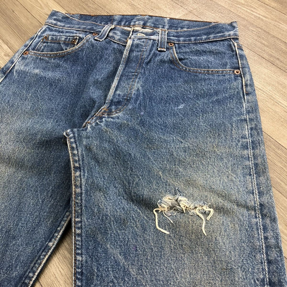 Levi's × Levi's Vintage Clothing 🇺🇸70’s Vintage Levis 501 29x32 Straight Leg Distressed Jeans Size US 29 - 4 Thumbnail
