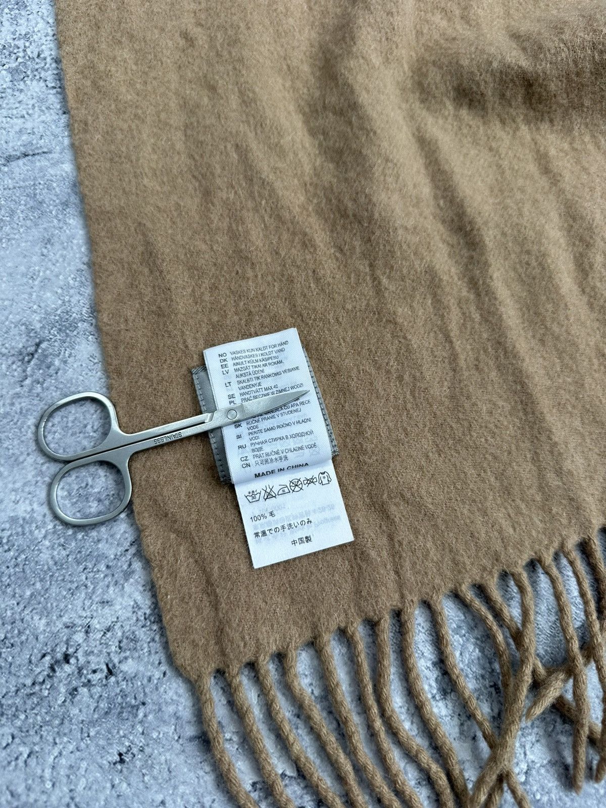 Carhartt Y2K Vintage Carhartt Wool Scarf Muffler Beige Neck Wear OS Size ONE SIZE - 12 Thumbnail