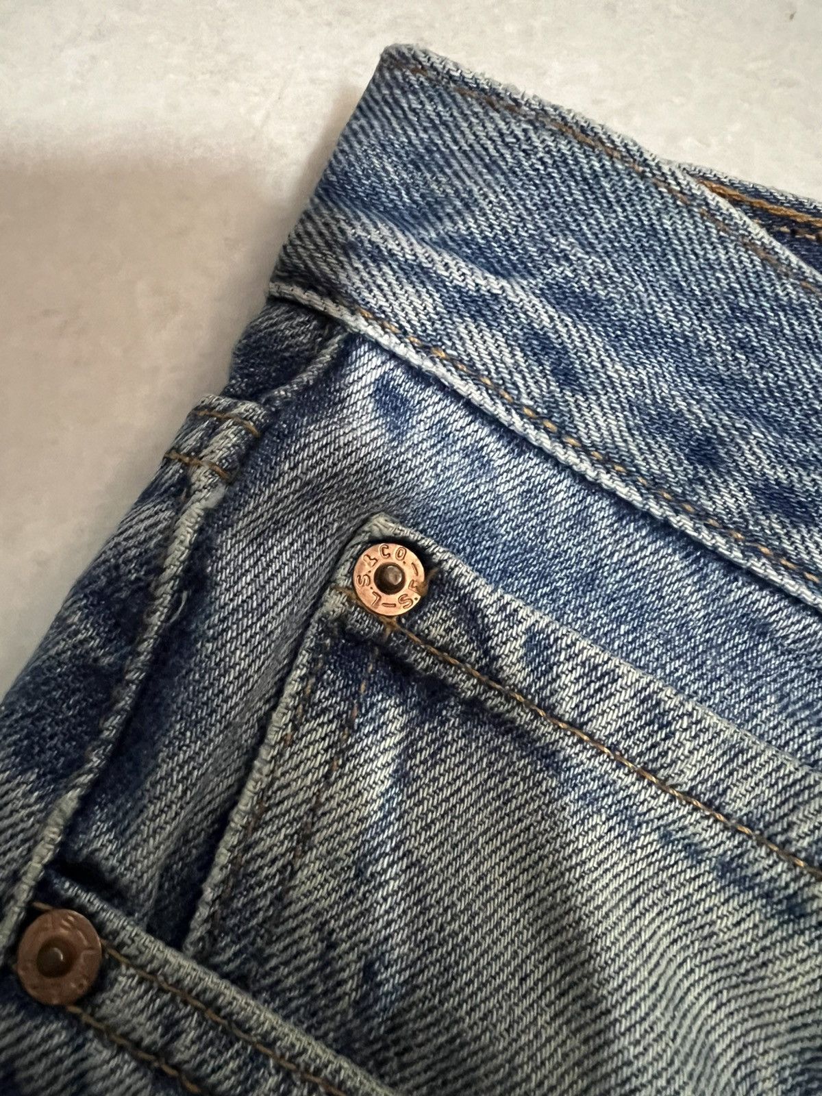 Levi's 90’s Levis 550 Faded Mud Wash Jean Size US 32 / EU 48 - 10 Thumbnail