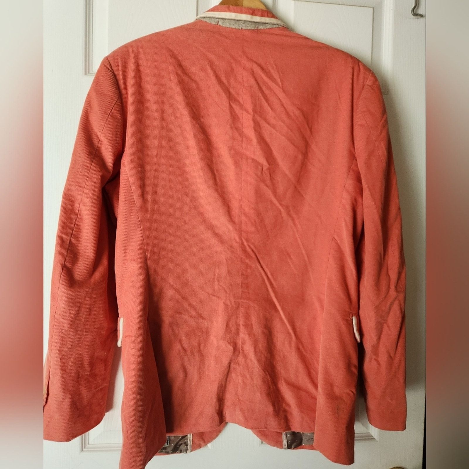 Christian Lacroix Christian Lacroix Coral Jacket with Cream Accents F52 Size US L / EU 52-54 / 3 - 6 Thumbnail