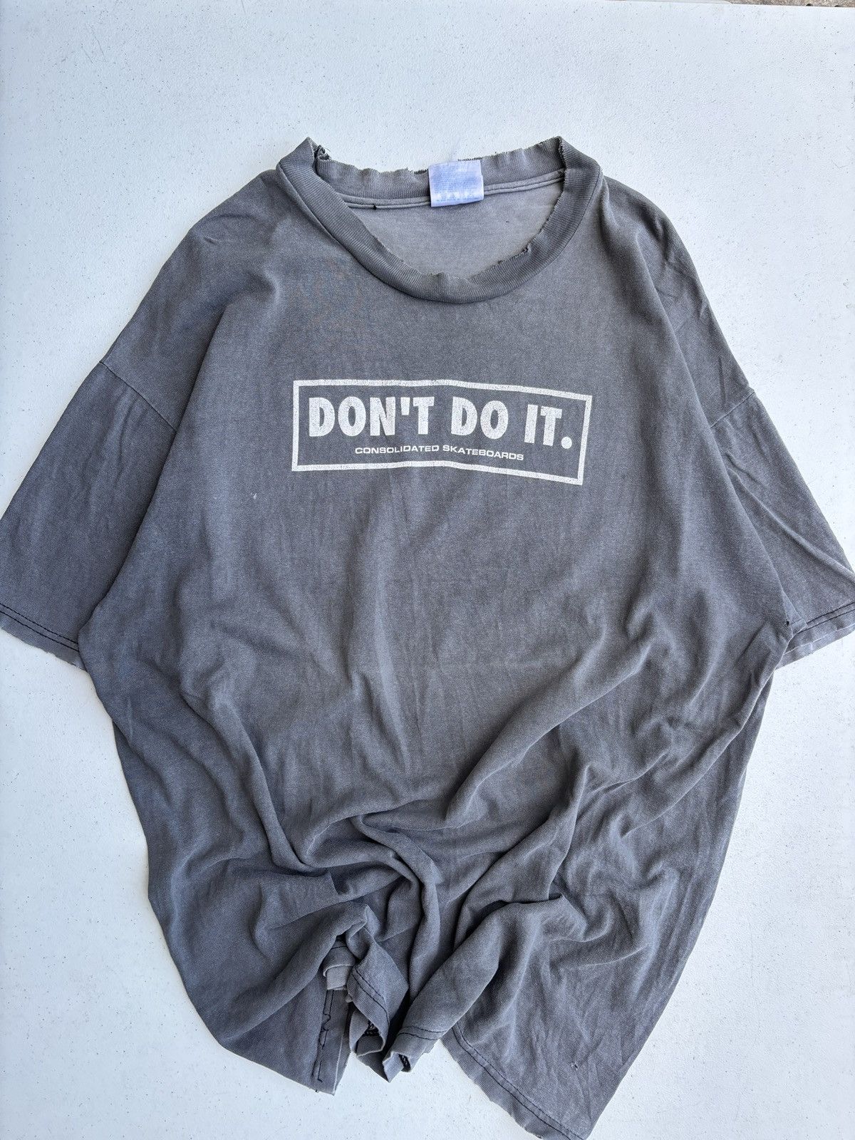 Vintage 90s Dont do it by Consolidated skateboards Size US L / EU 52-54 / 3 - 8 Thumbnail