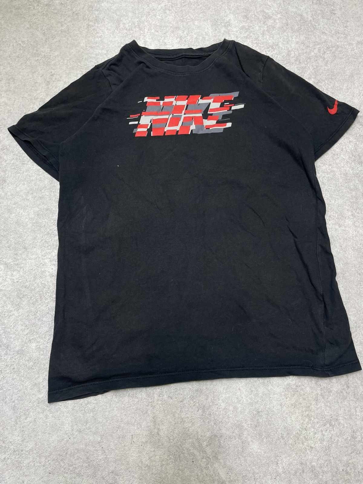 Nike Nike Tee: Fire Drip, Must-Cop Streetwear Grail.Streetwear Size US M / EU 48-50 / 2 - 5 Thumbnail