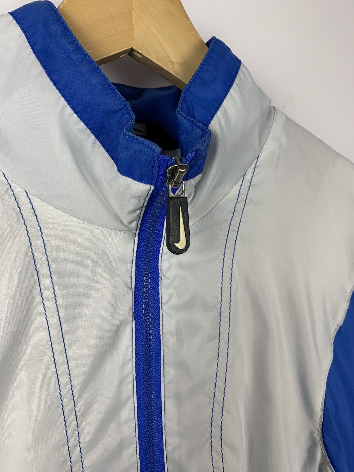 Vintage Nike Vintage Retro Nylon Jacket Big Logo Swoosh Zip 90’s Size US XL / EU 56 / 4 - 5 Thumbnail