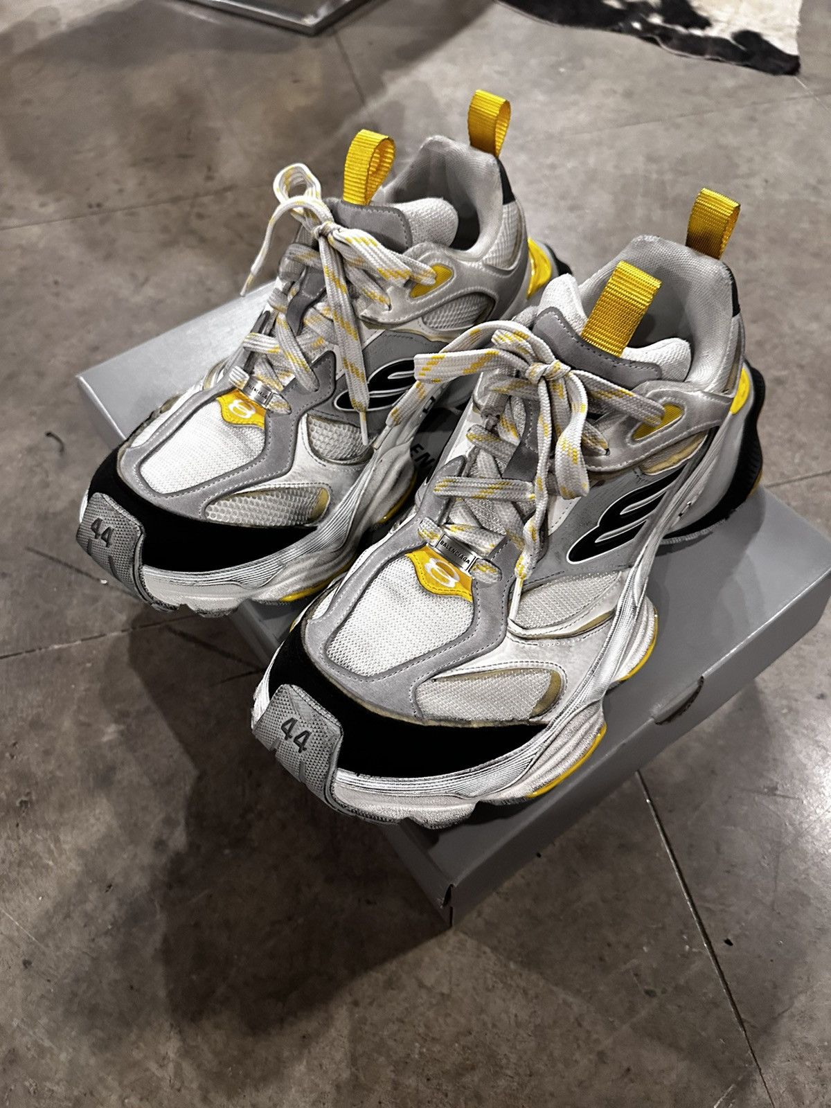 image of Balenciaga Cargo Sneaker Exclusive in White, Men's (Size 11)