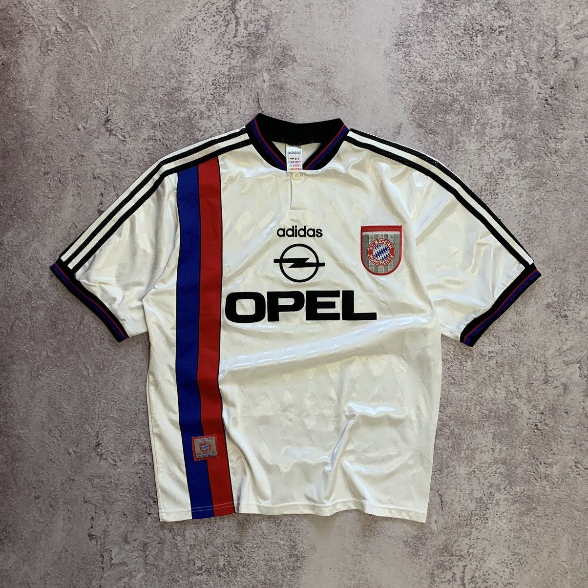 Adidas Opel Bayern 90s vintage blockcore