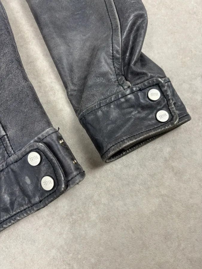 Gianfranco Ferre 2000s Gianfranco Ferré Grey Leather Trucker Jacket Size US M / EU 48-50 / 2 - 8 Thumbnail