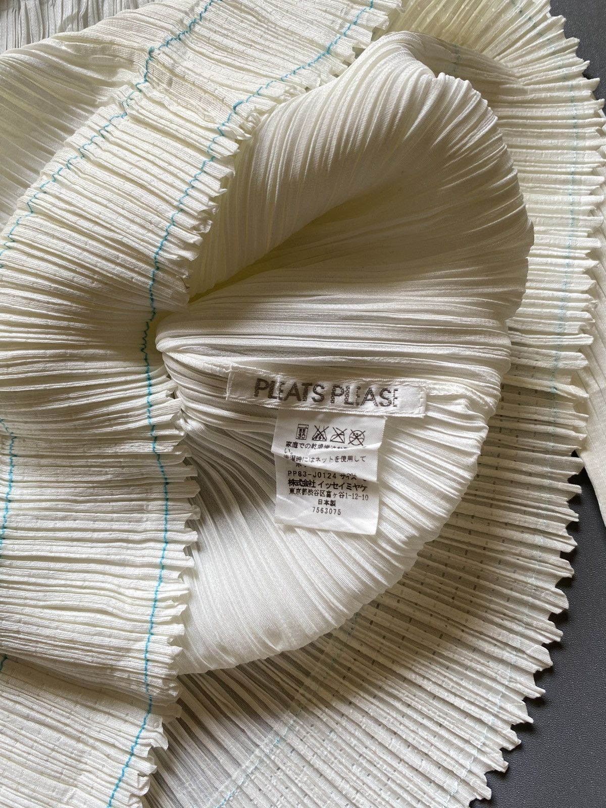 Pleats Please Issey Miyake Pleats Please by Issey Miyake Size M / US 6-8 / IT 42-44 - 6 Thumbnail