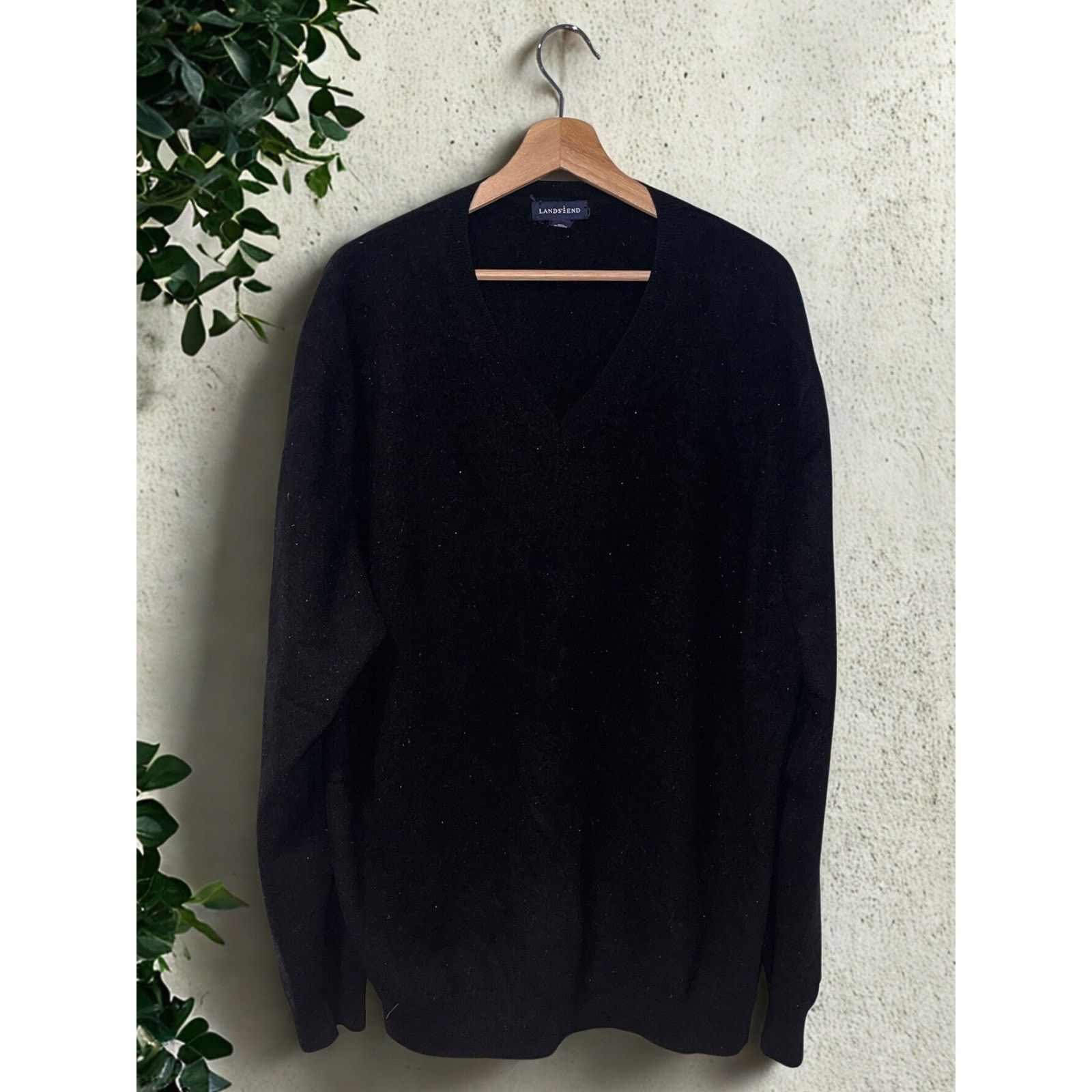 Lands' End Lands' End Mens 100% Cashmere V-Neck Sweater Black 2XL Tall Size US XXL / EU 58 / 5 - 1 Thumbnail
