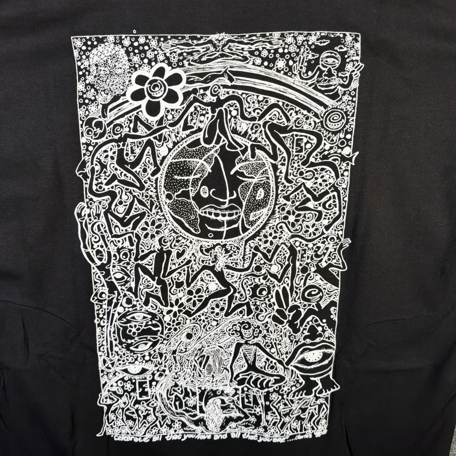 Fruit Of The Loom Vintage Earth Shirt Mens Large 90s Planet Love Art Abstract Size US L / EU 52-54 / 3 - 10 Thumbnail