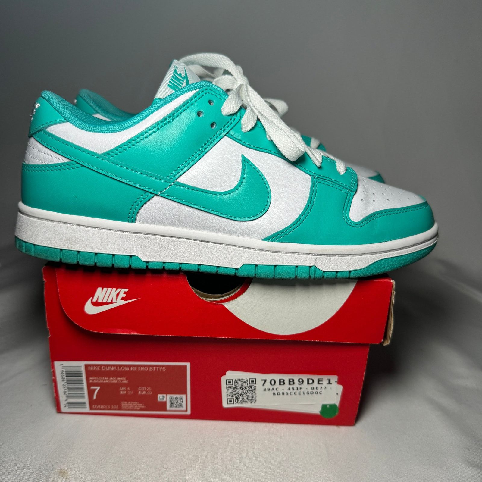Nike Size 7 - Nike Nike Dunk Low Clear Jade Men's Shoes Size US 7 / EU 40 - 1 Thumbnail