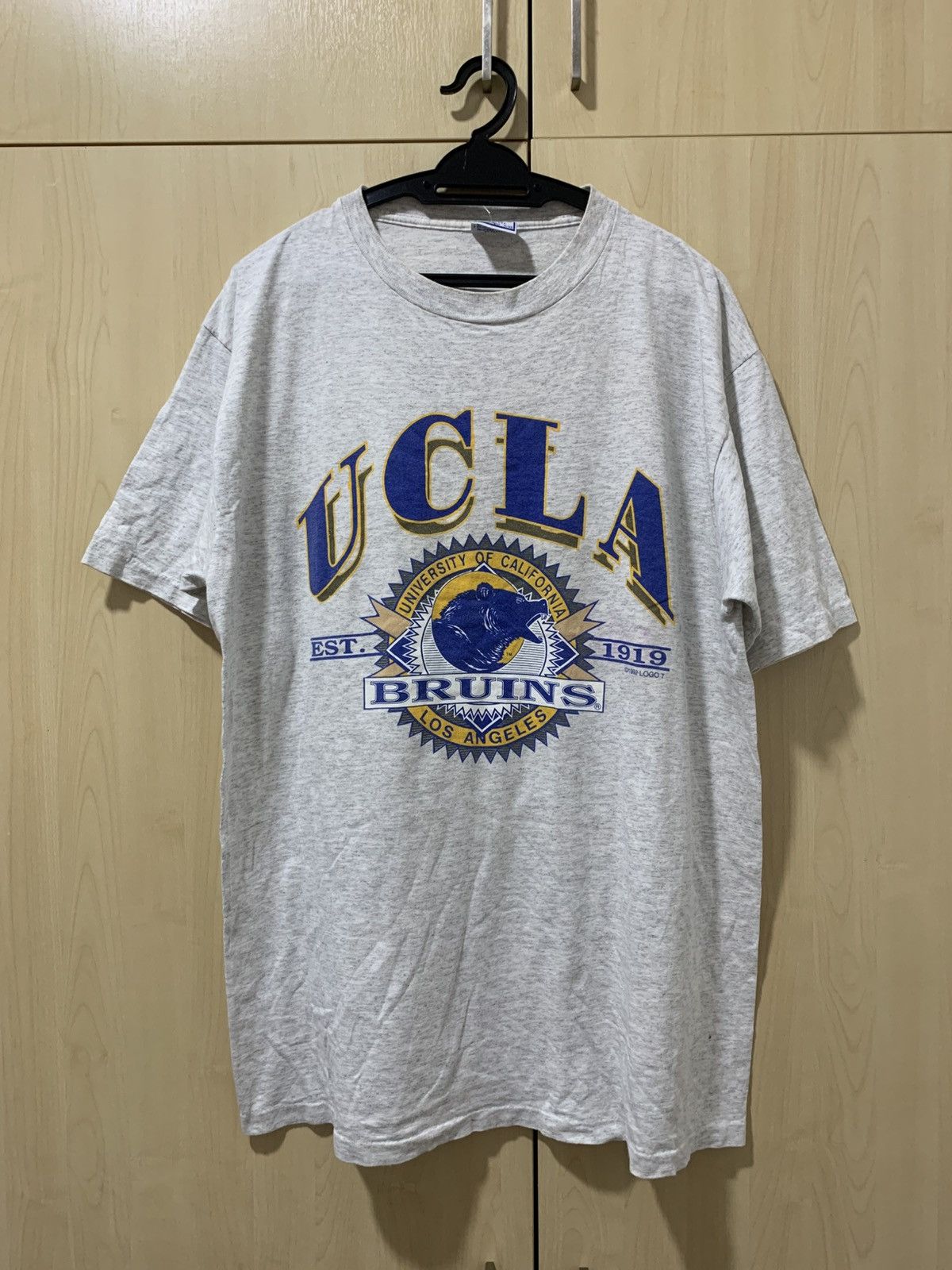 Logo 7 Vintage Ucla Bruins Logo 7 1992 university shirts Size US XL / EU 56 / 4 - 1 Thumbnail