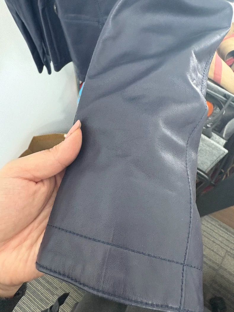 Loewe LOEWE A short Tibetan blue leather coat with sheepskin Size XS / US 0-2 / IT 36-38 - 5 Thumbnail