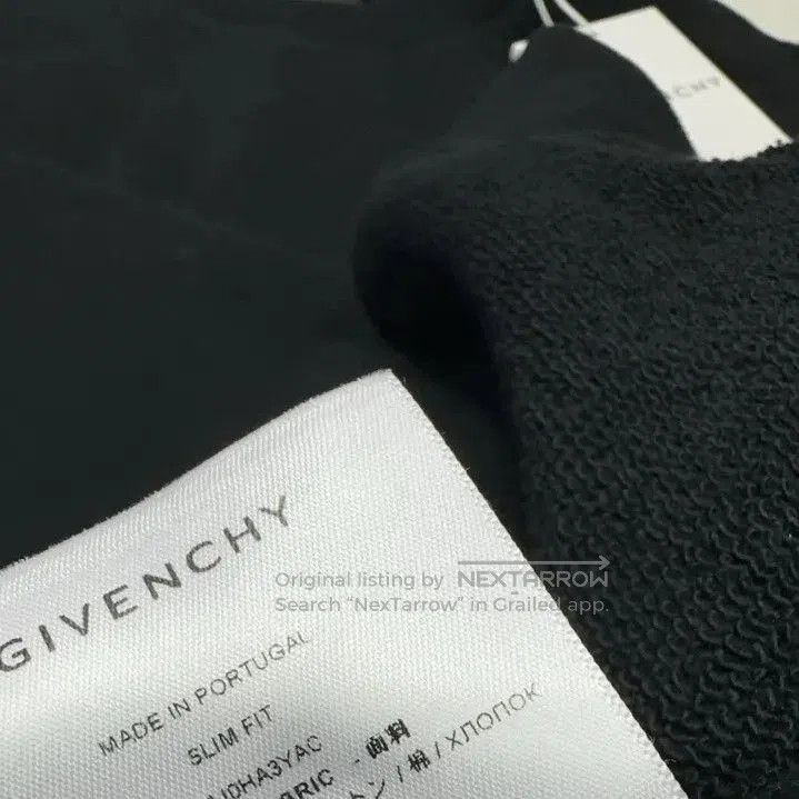 Givenchy Givenchy FW22 Classic Letter Print Crewneck Sweatshirt. Size US L / EU 52-54 / 3 - 6 Thumbnail